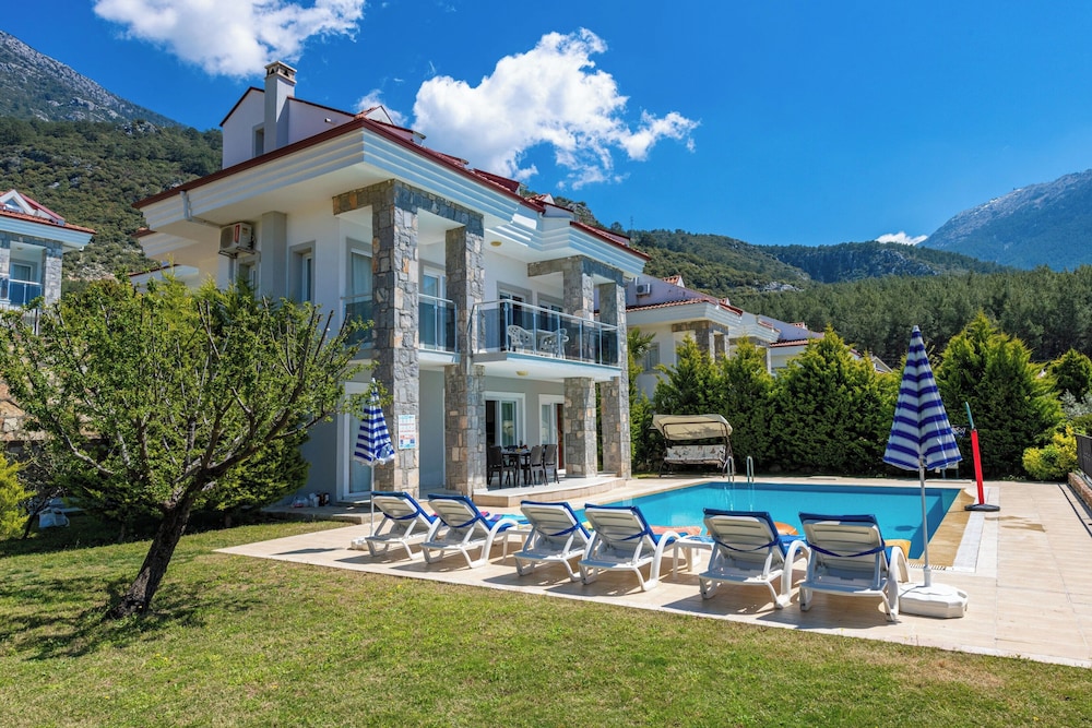 Yaşam Park Rena Villaları