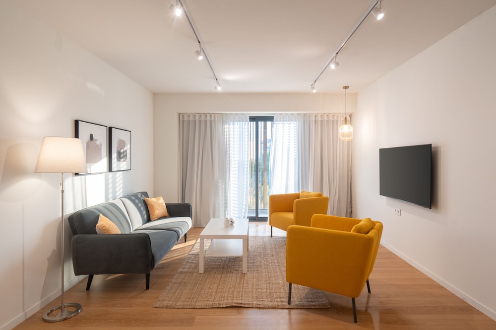 LIV Athinum 1 - Luxury Apartment 4C