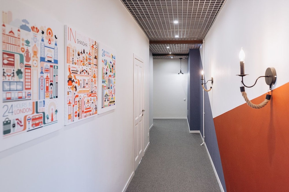 Oversize Piter Hotel