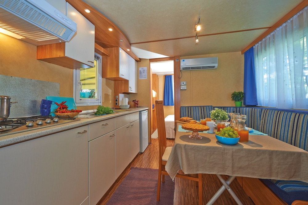 Baia Domizia Camping Village