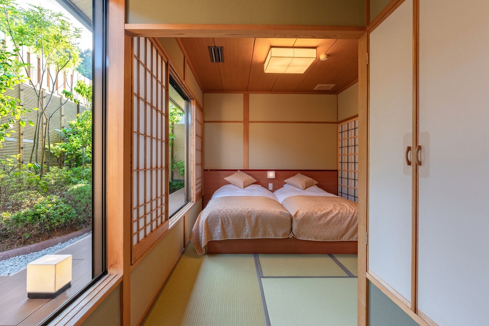 Narashino no sato Gyokusui -6 years or older-