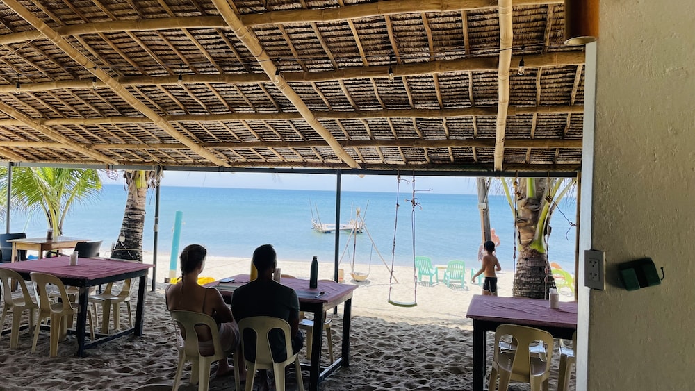 Footprints Beach Resort 58