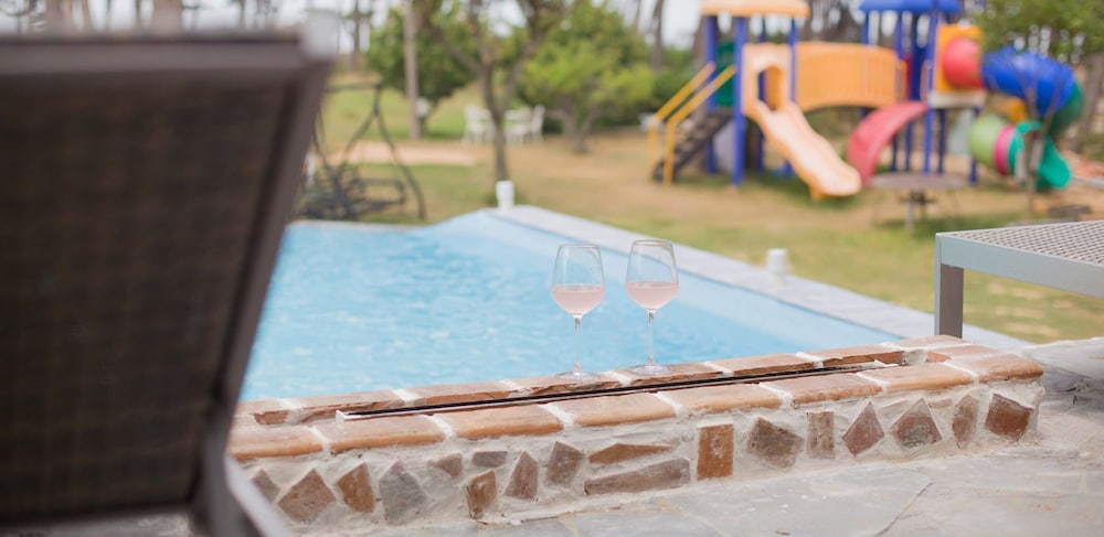 Pool Villa Linderburg