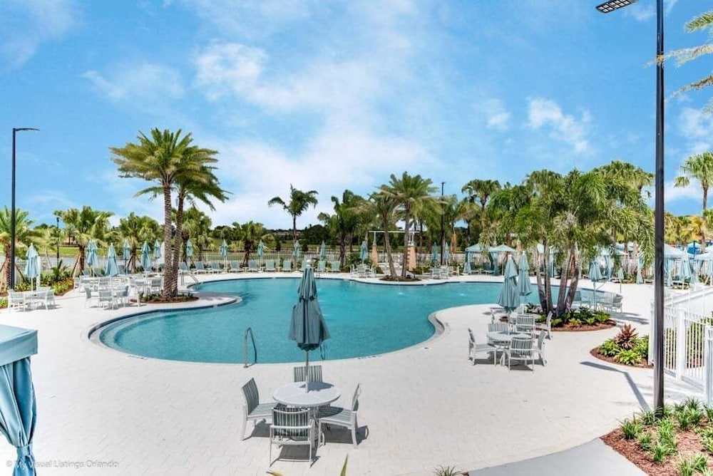 Luxury Home In Resort With Pool, Spa Florider! 7 Bedroom Villa