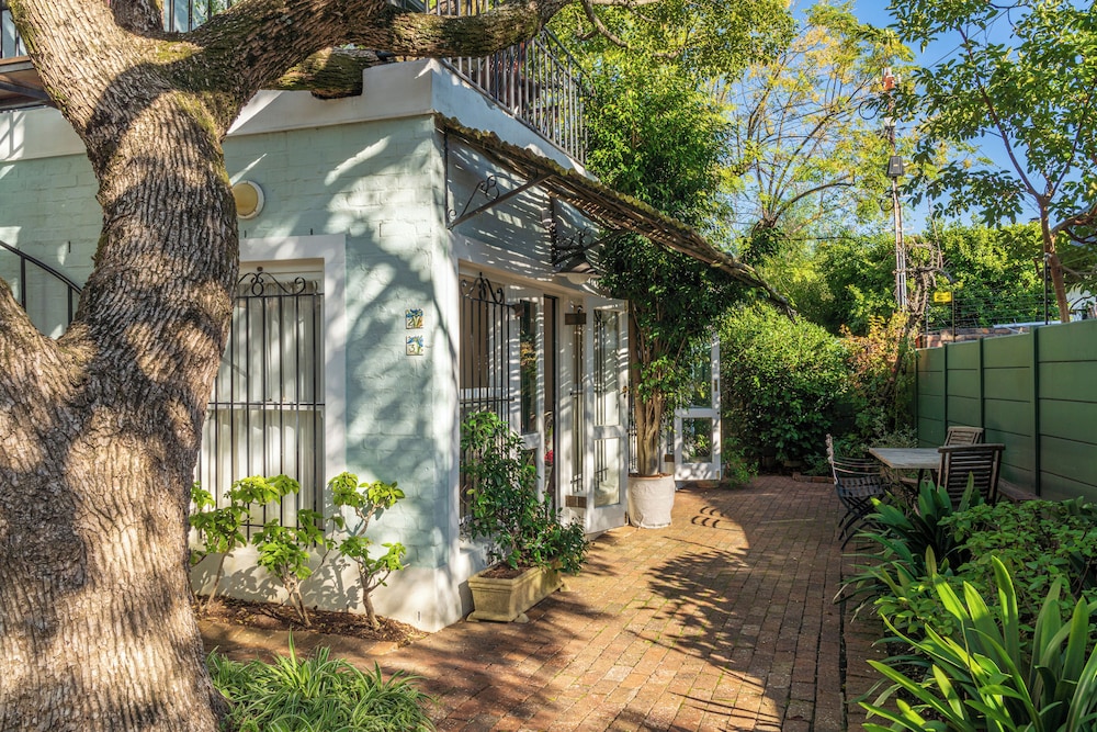 Hedge House