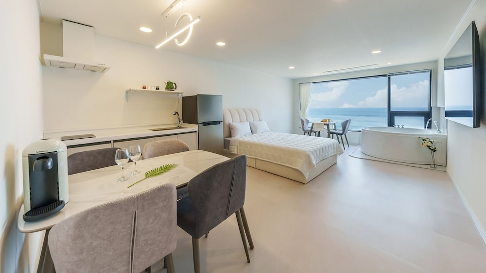 Donghae Neulbadarang Ocean View Pension