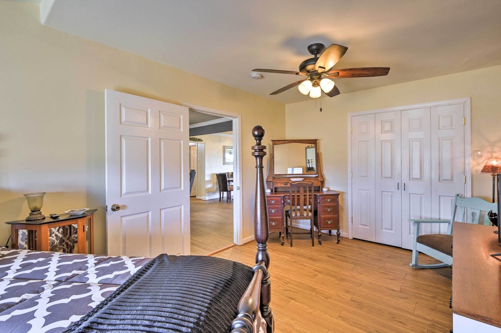 Charming Palmer Family Home on 5 Acres! view 3