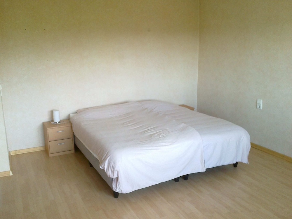 Delightful Villa in Gerolstein With Private Garden view 3