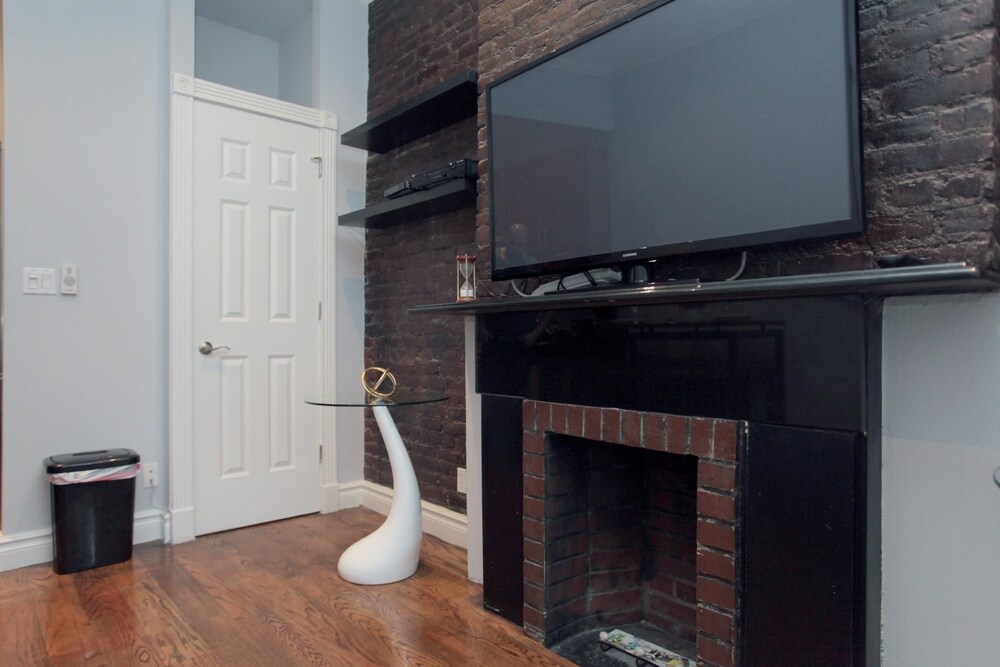 NY063 1 Bedroom Apartment By Senstay