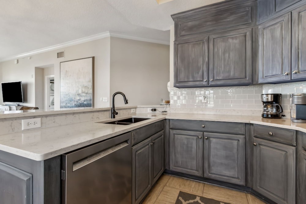 21 Ocean Place 3 Bedroom Condo