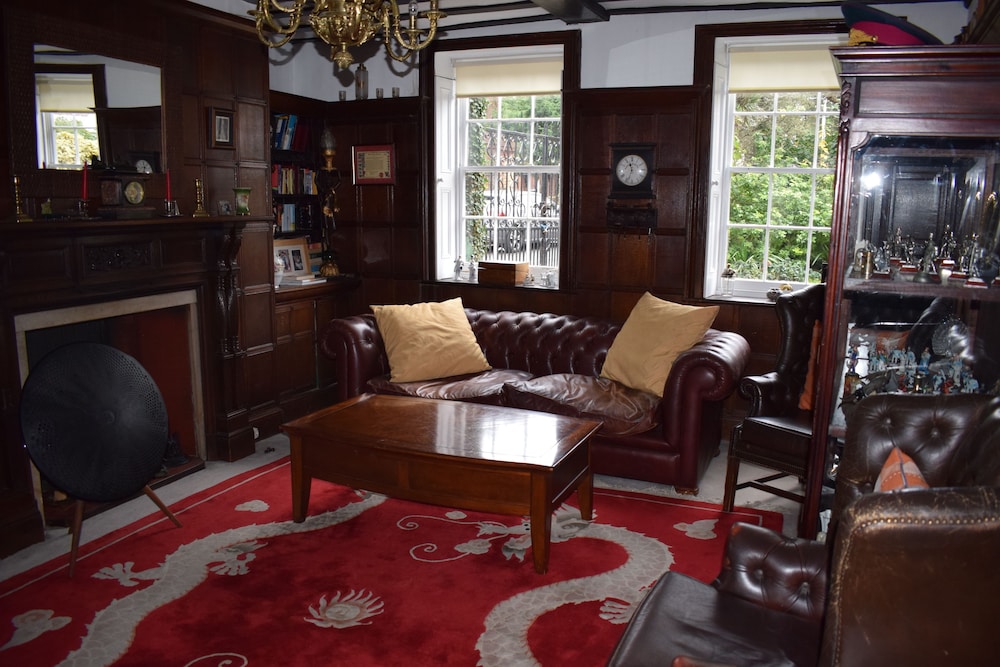 Harmondsworth Hall Guest House Heathrow
