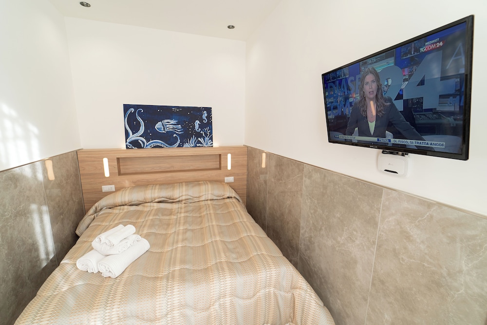 B&B Le 4 Stagioni Dante's Suites by ClaPa Group Dislocated Hospitality