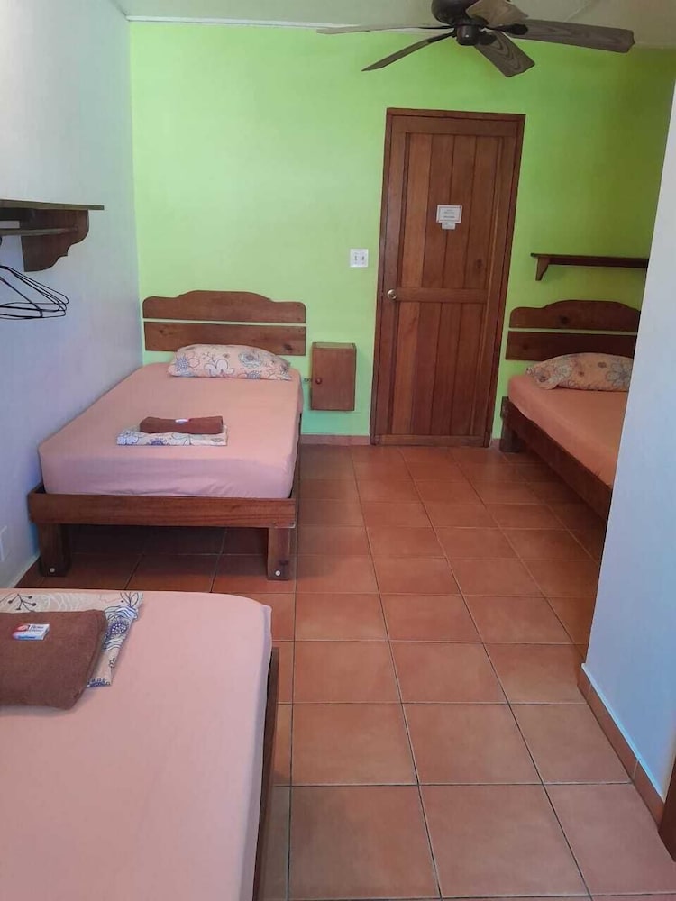 HOSTAL HANSI BOCAS TOWN view 5