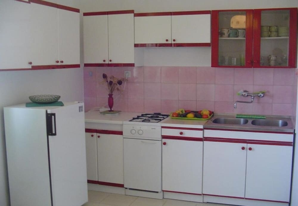 Nebo - 80 m From Beach - A1 Zeleni view 3