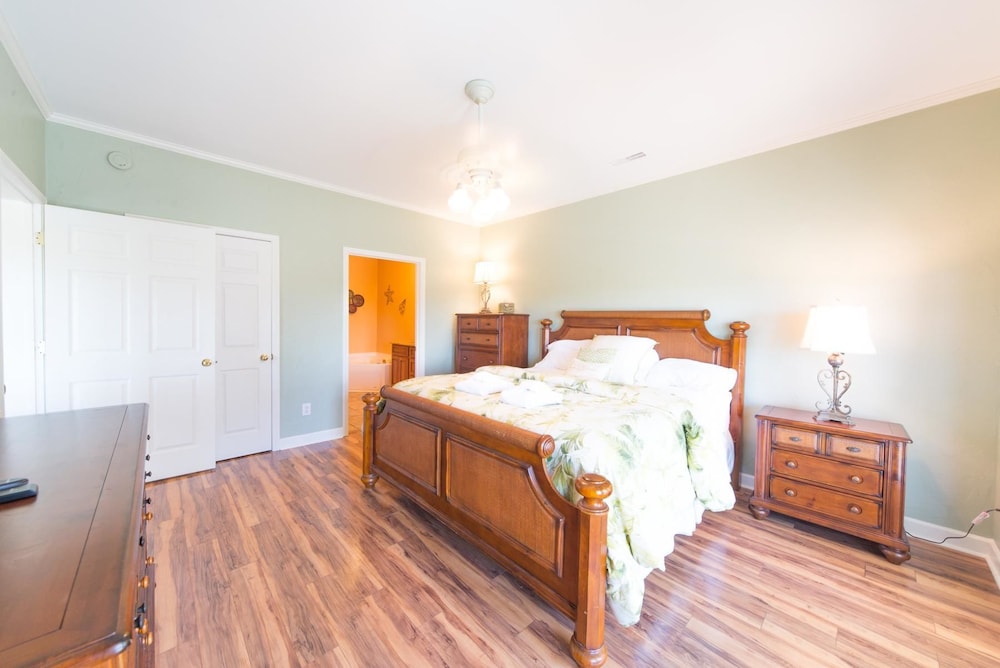 Charleston Vacations - Marsh Winds 2A 3 Bedroom Holiday Home By My Ocean Rentals - Property Image 3
