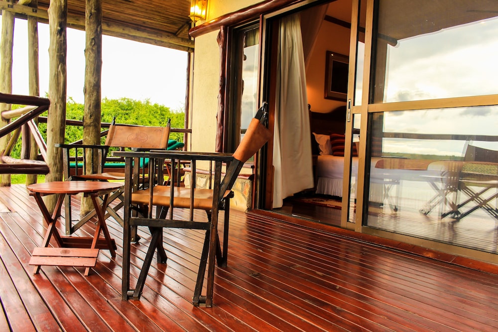Mweya Safari Lodge