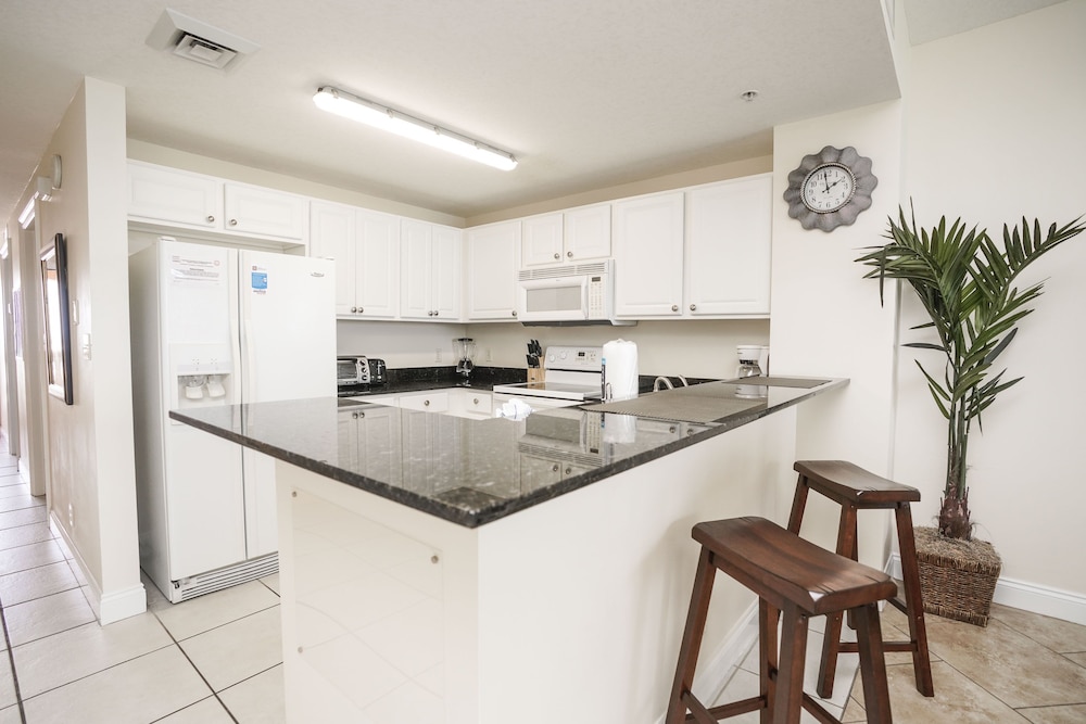 Calypso Beach Resort by Panhandle Getaways