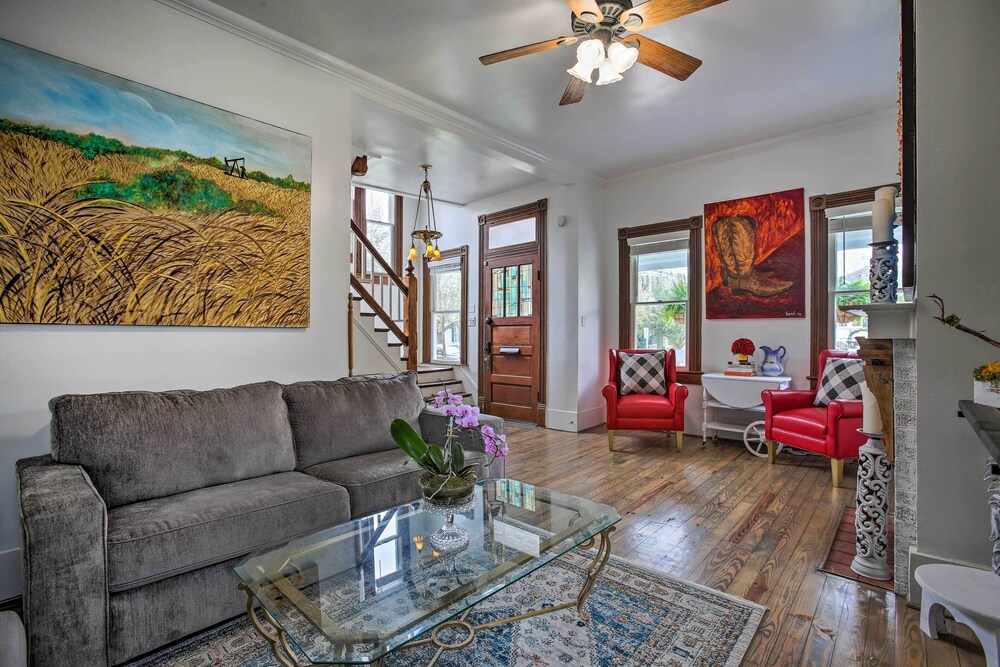 'the Art House' Home in Galveston Strand District view 2