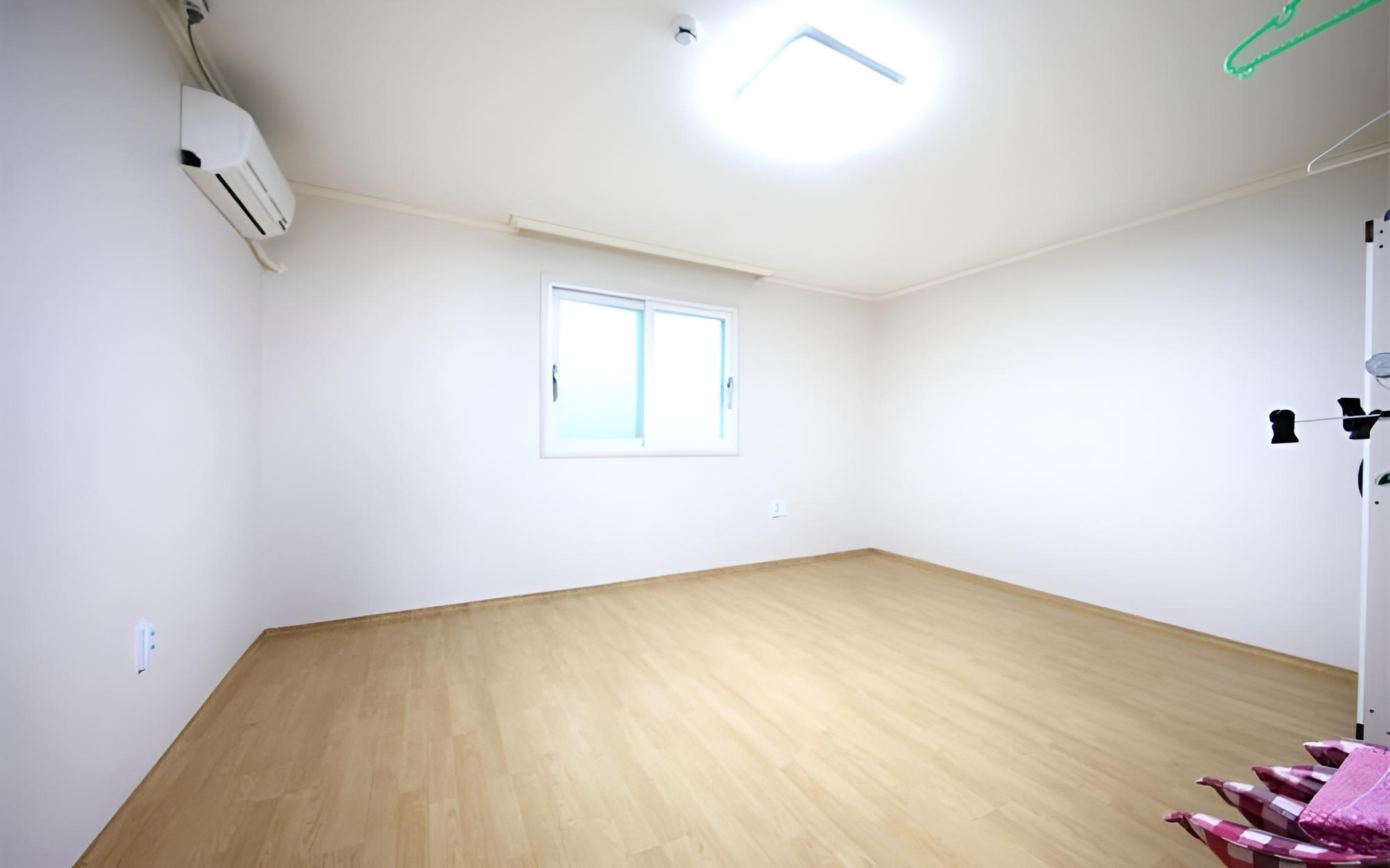 Yeosu Ando Namjjokbada Pension view 4