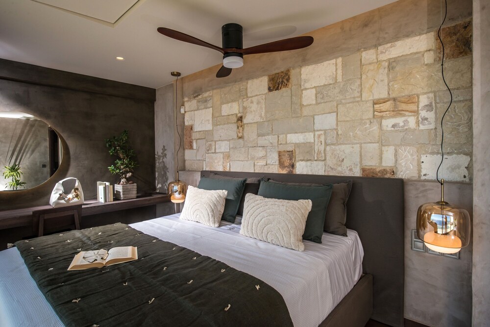 Villa Helios - Elevate Your Senses