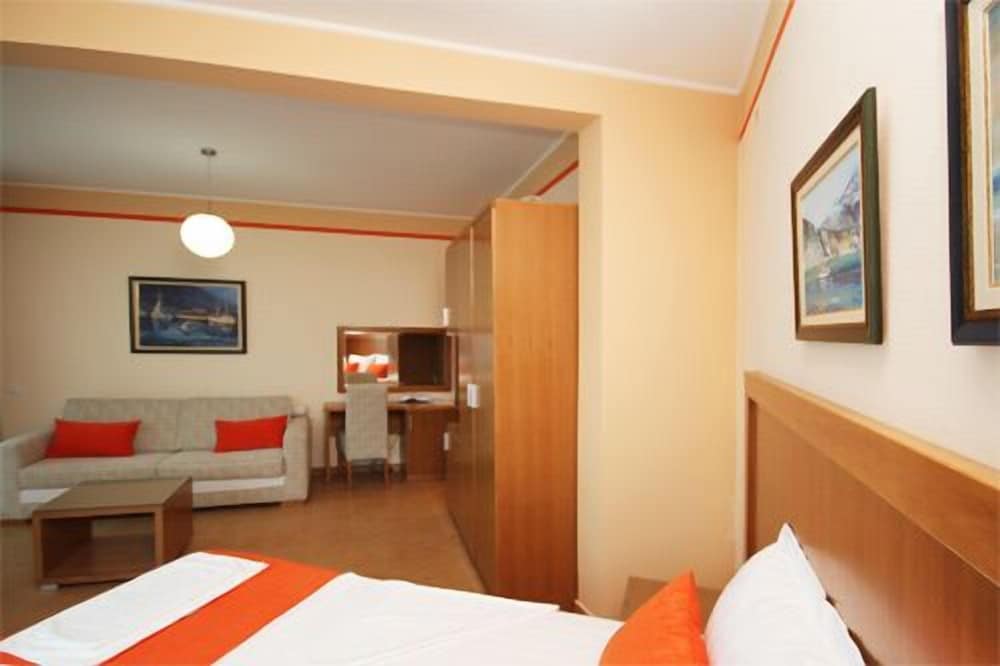 Apartments Deus