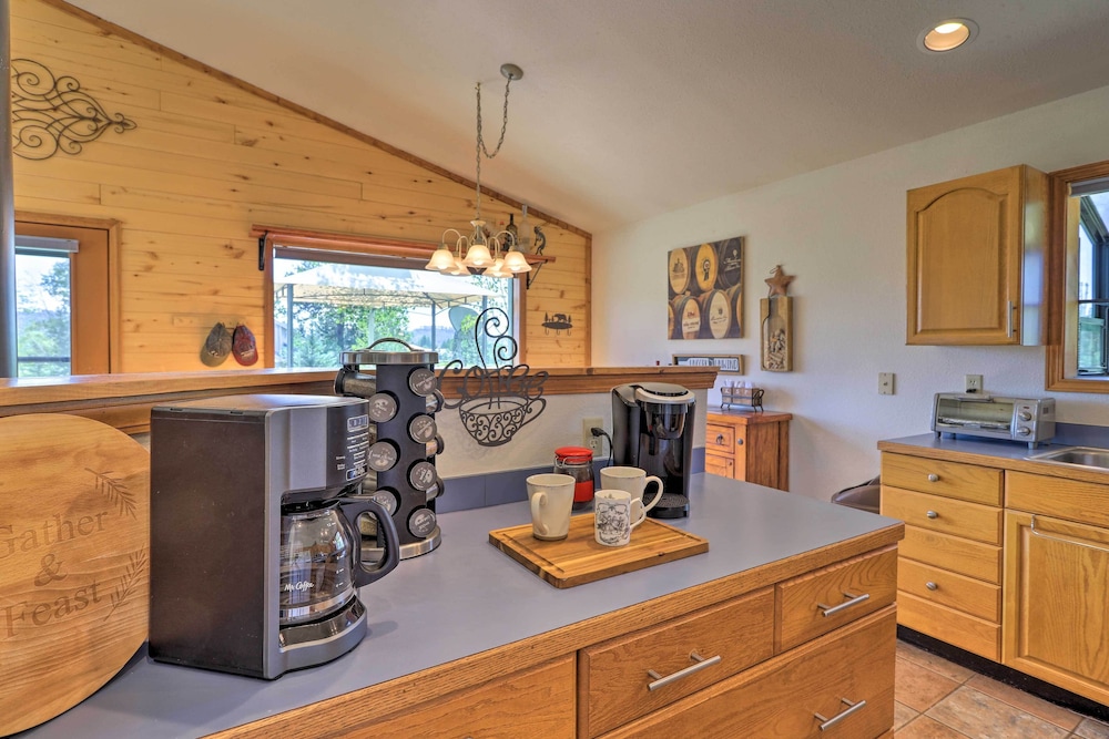 Ski, Soak & Explore! Spacious Pagosa Springs Home view 4