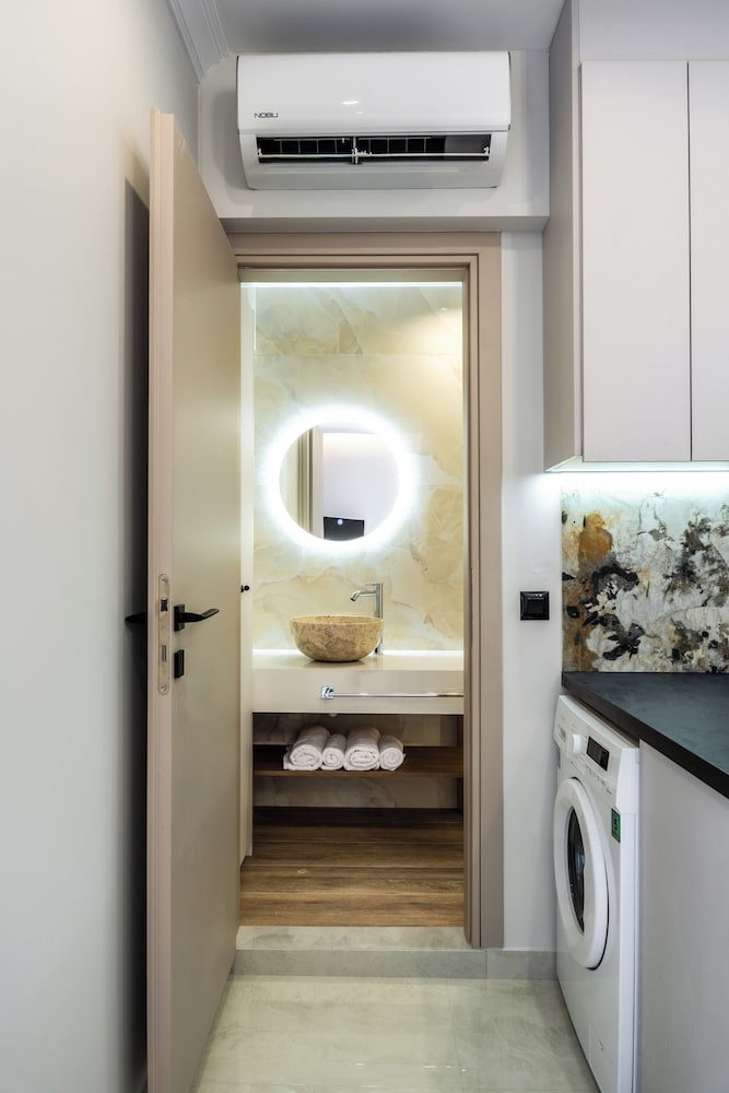 Cozy Central Apartment by HOM54