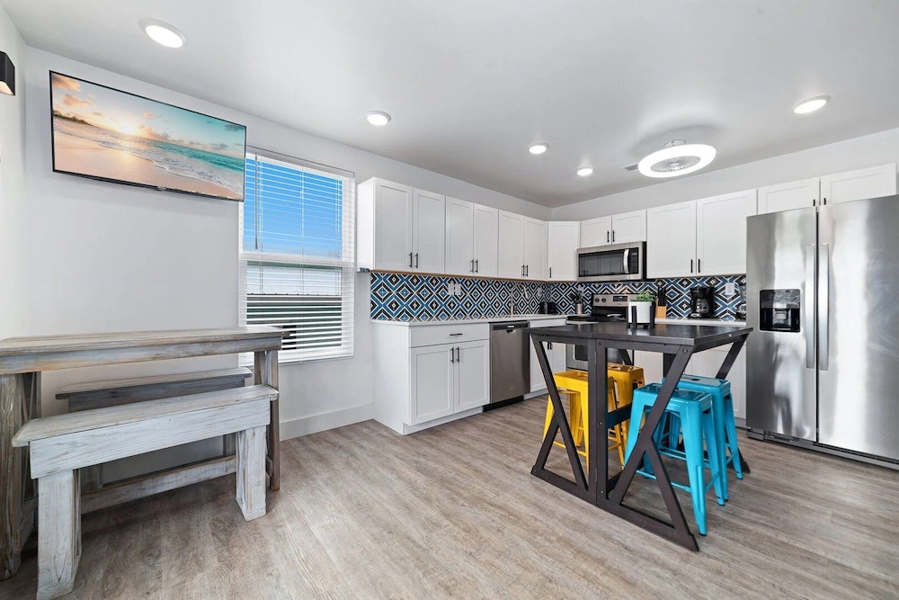 Pipedreams 333 W 4 Bedroom Home