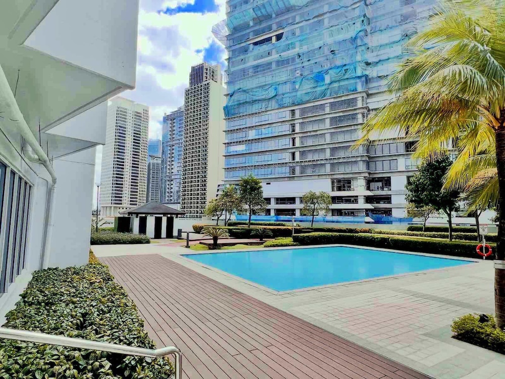 Makati Center Prime Accommodations