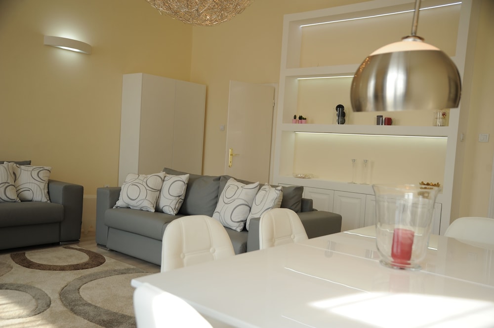 Budapest Easy Flat - Basilica Lux