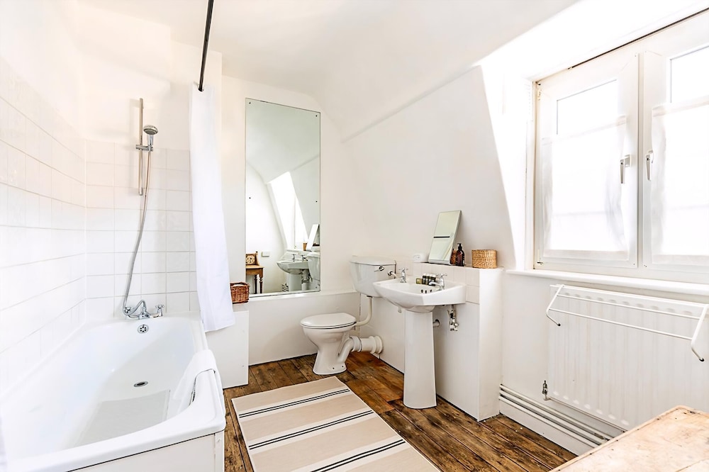 Sich - Warm & Inviting Flat by Liverpool Street