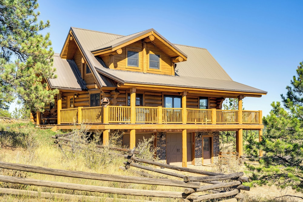 Log Cabin on Private 45-acre Ranch in Florissant! view 3