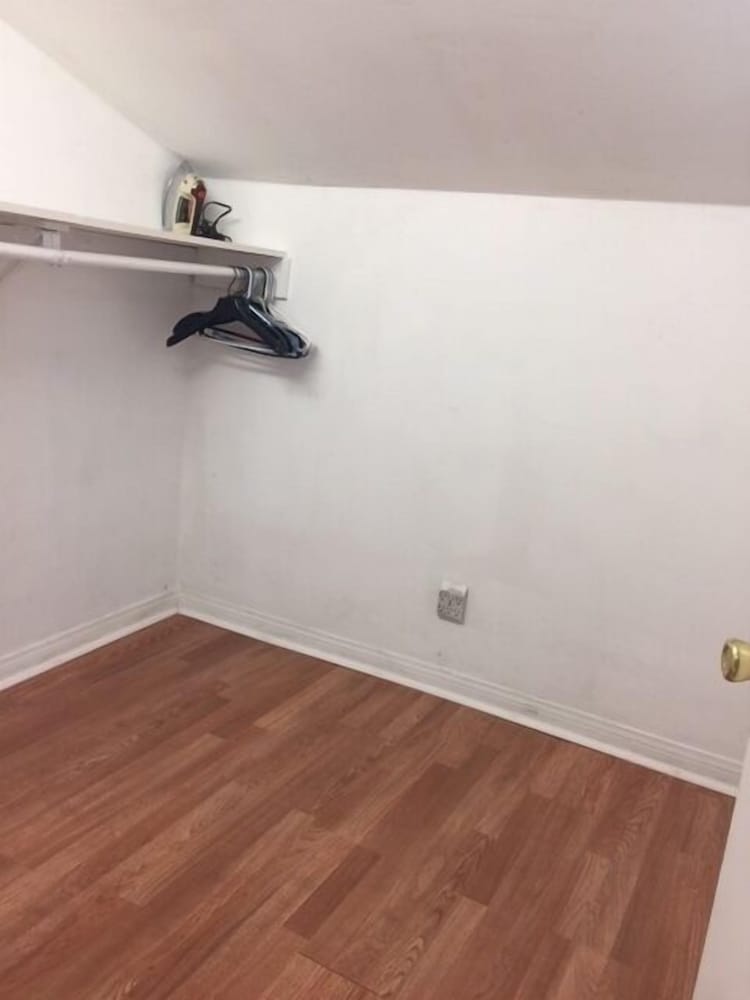 Van Nuys Vacations - Lovely Studio with a Pool - Property Image 14