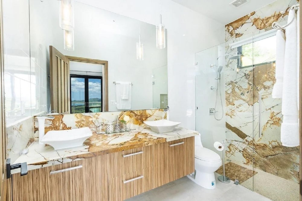 Playa Flamingo Designer Home With Spectacular 180 Ocean Views - Casa DEL MAR
