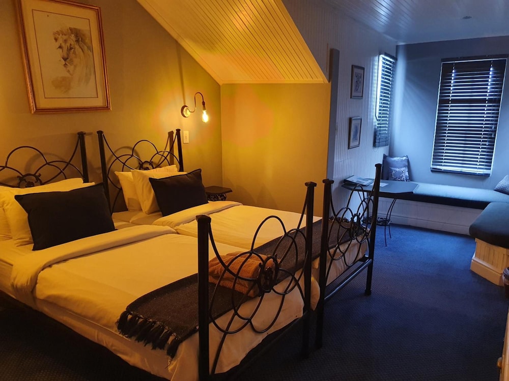 Knysna Wayside Inn
