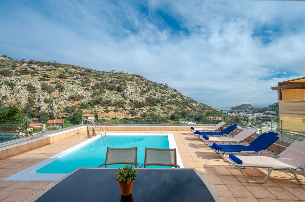 Villa Nikos