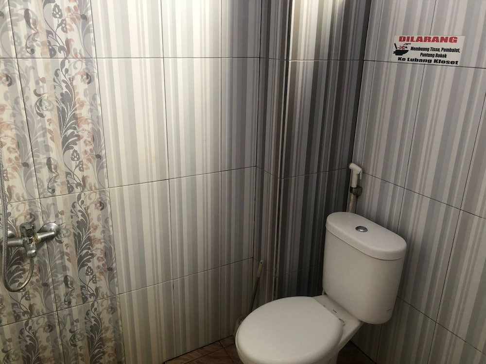 Hotel O Madina Homestay