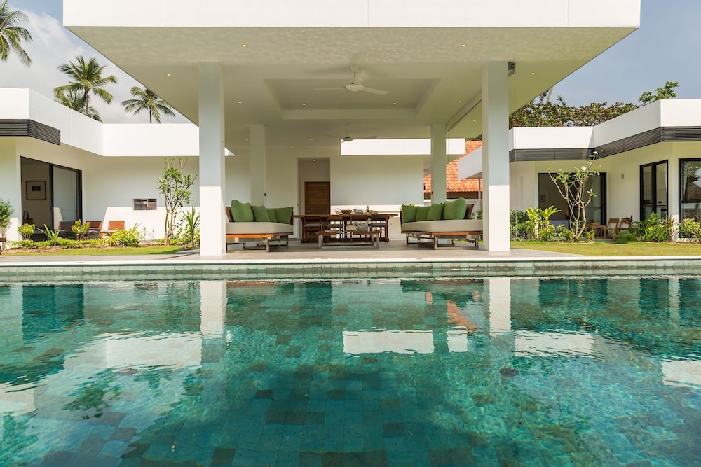 Villa Thansamaay