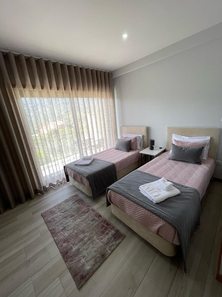 Douro Elegance Suites