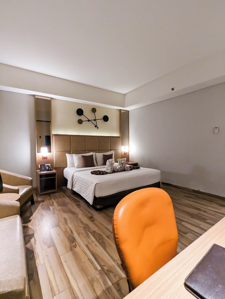 Astanaraya Suites Hotel