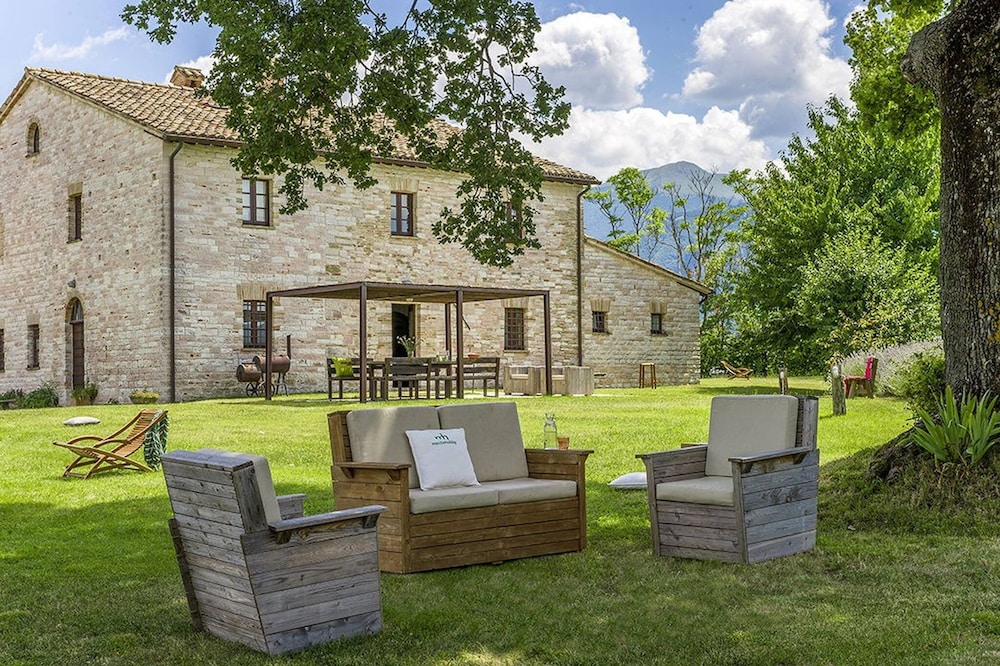 Checello 12 by Marche Holiday Villas