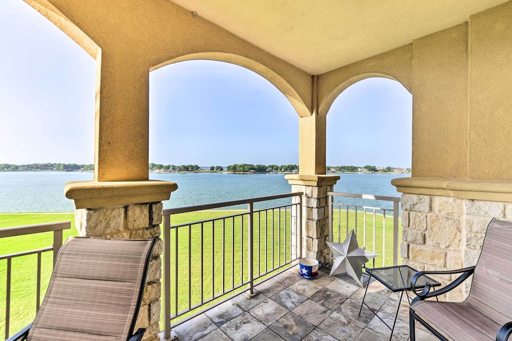 Lakefront Corsicana Condo: Pool & Private Balcony! view 5