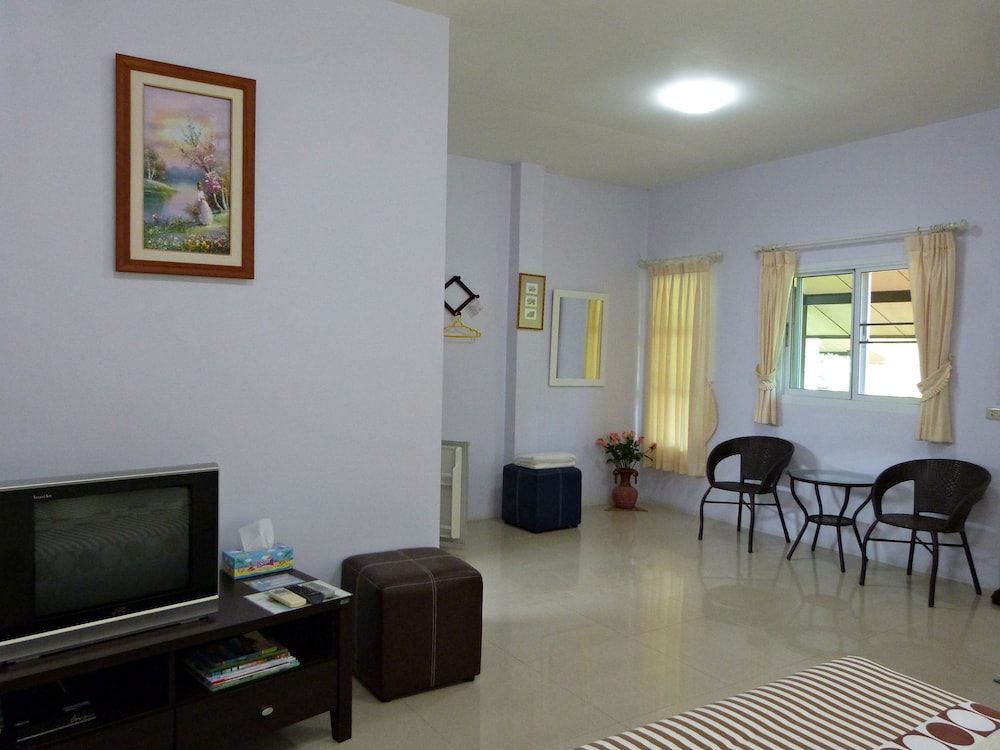 Bann Suan Rachawadee B&B