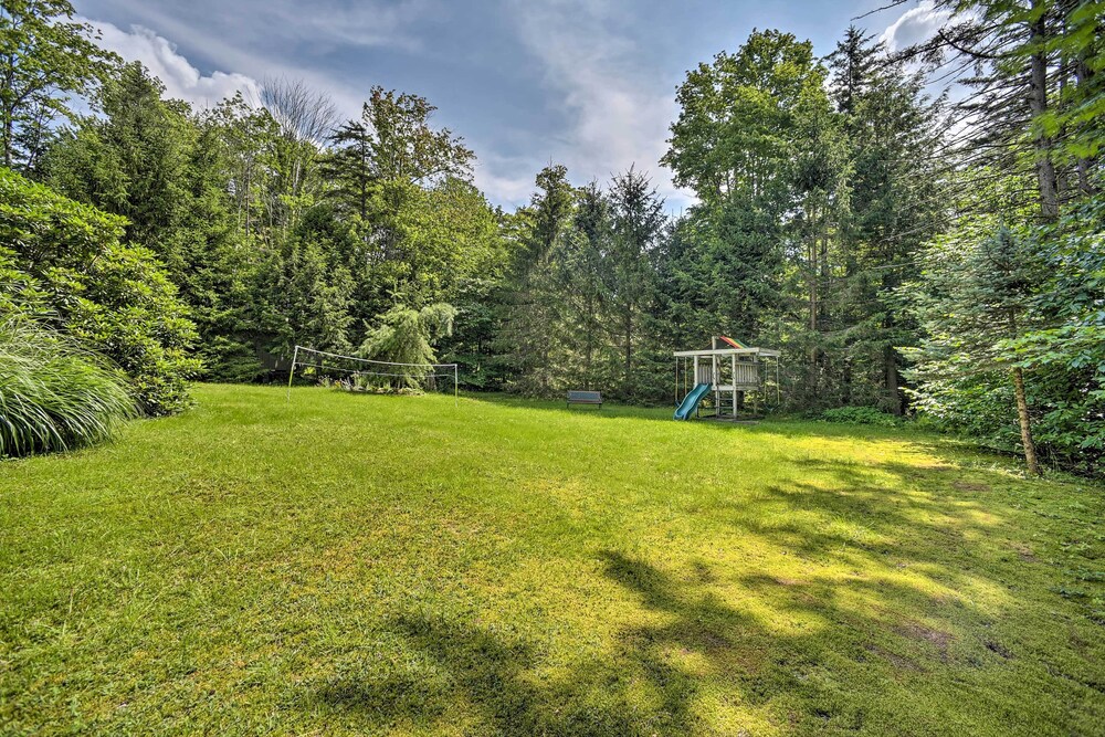 Newly Renovated Home w/ Hot Tub, Deck & EV Charger