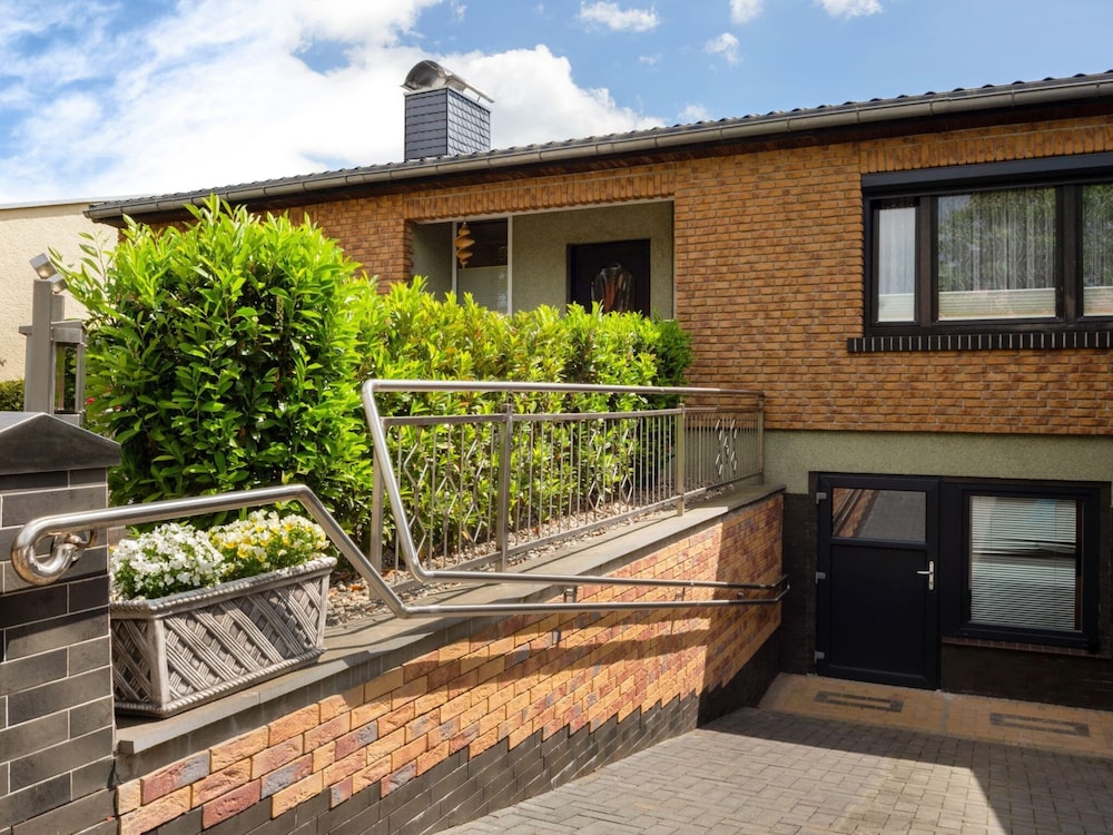 Snug Apartment in Grevesmuhlen With Terrace