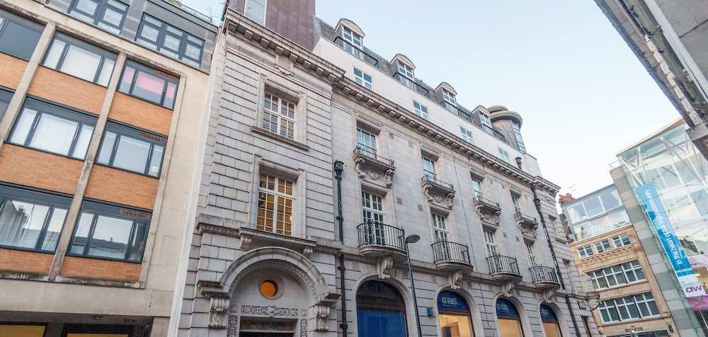The Chamber Suites