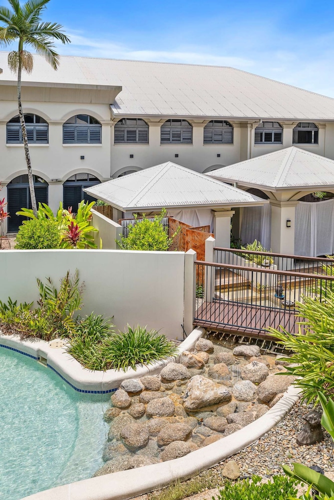 Salt Sand Retreat 1BR Resort Spa
