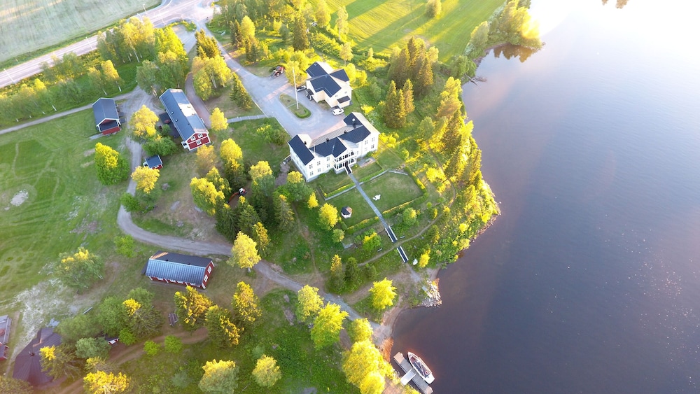Filipsborg, the Arctic Mansion