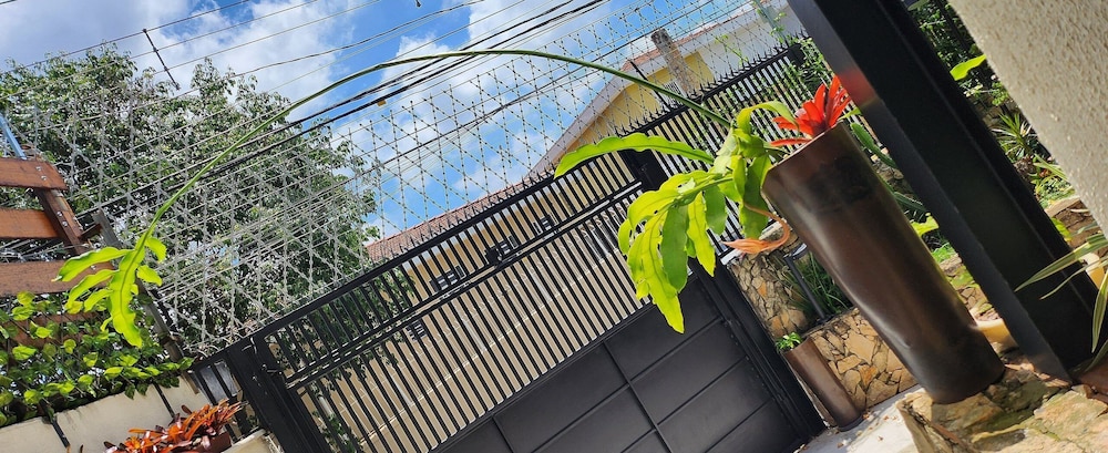 Chalé Ateliê Poder das Pedras