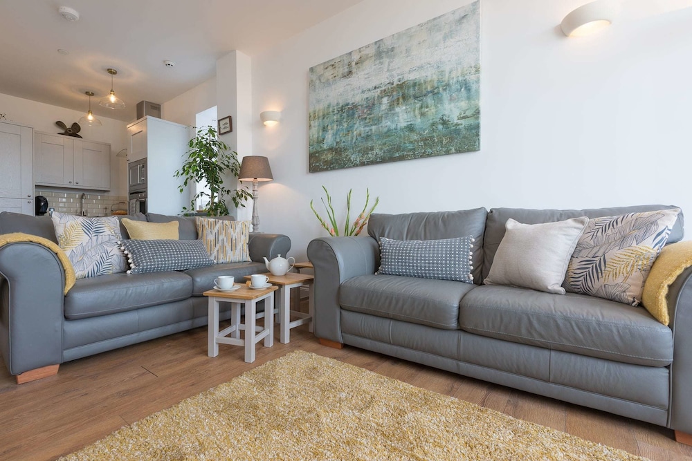 Hepworth Apartment view 5